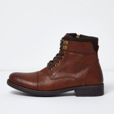 Brown side zip toecap boots